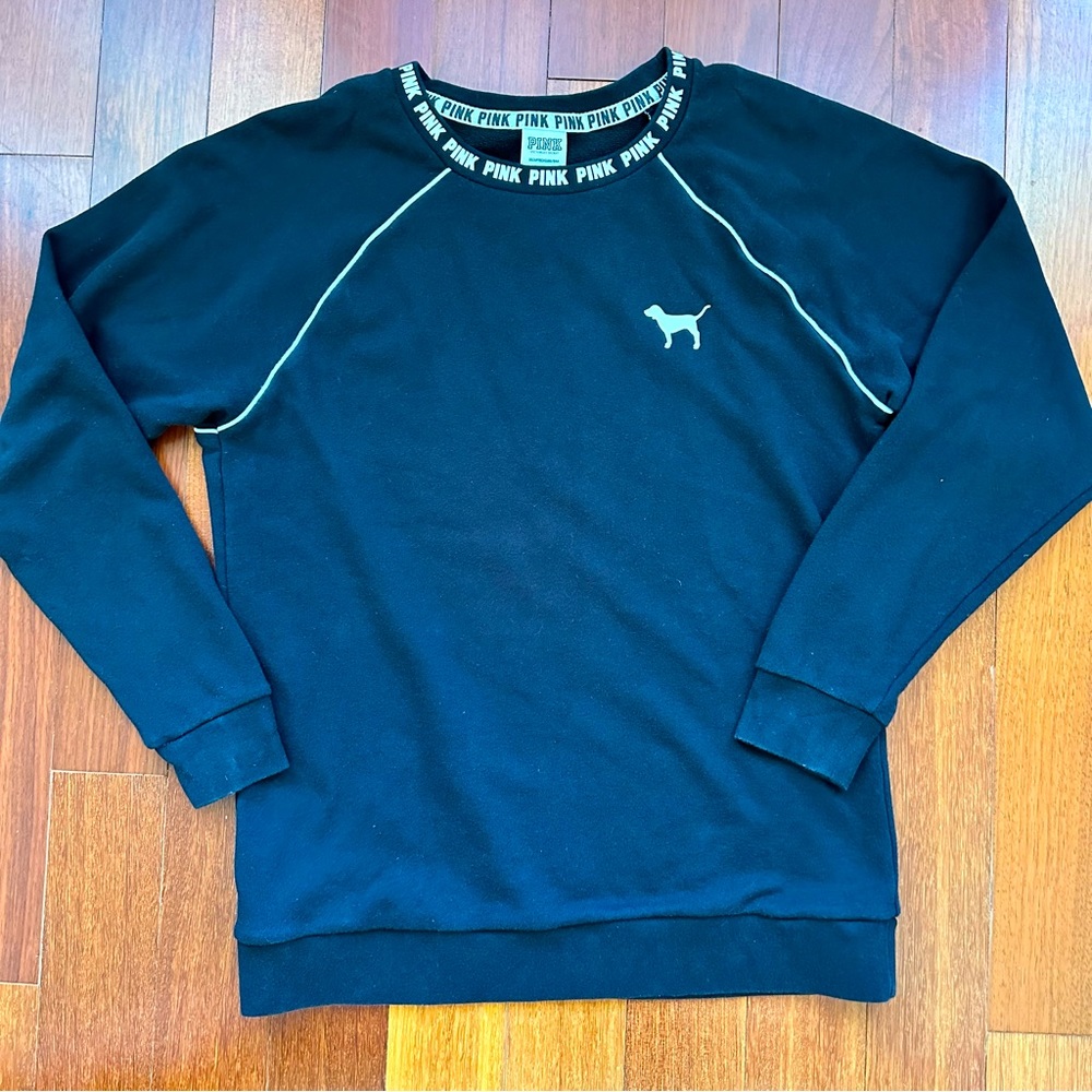 Victoria’s Secret PINK sweatshirt size Small black